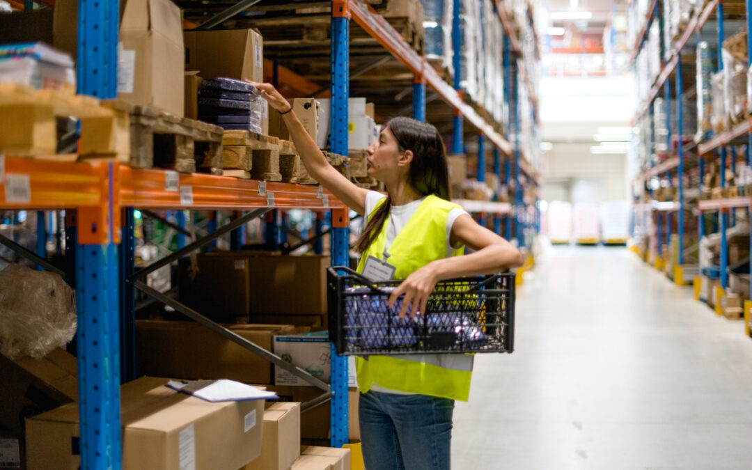 WMS bez chaosu: jak rozpoznać, że magazyn „dojrzał” do systemu